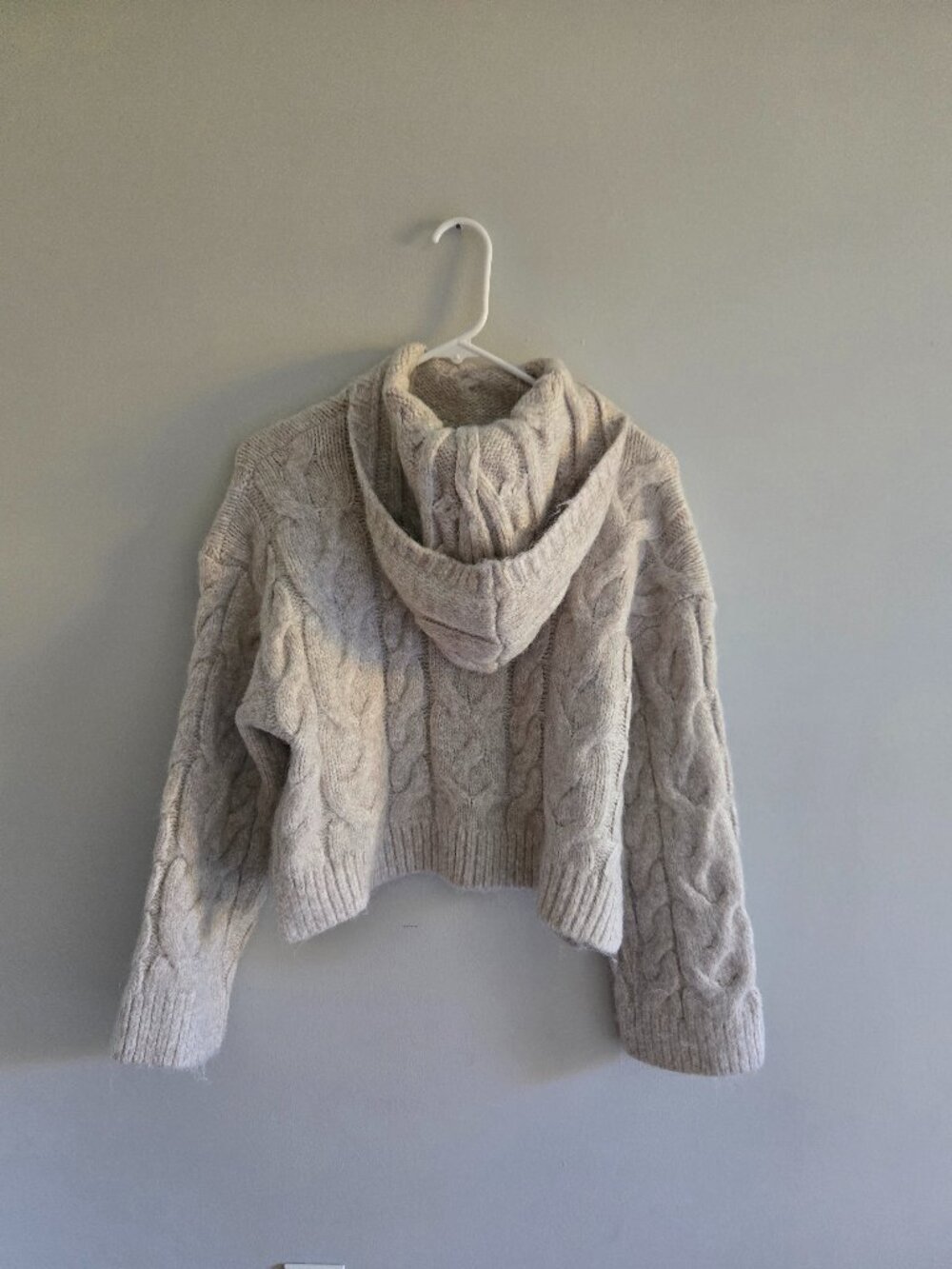 Olivaceous Cream Hooded Sweater Size S